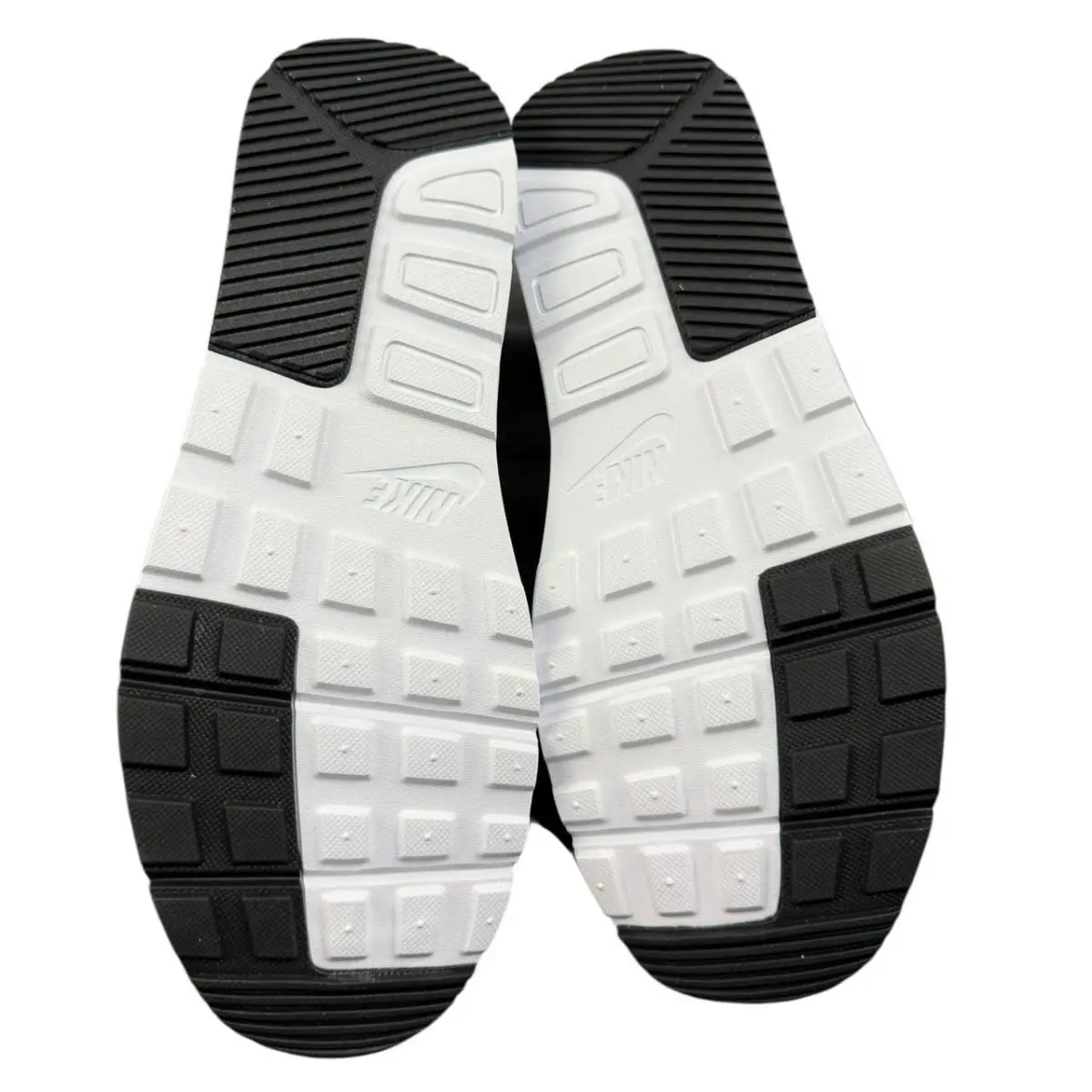 Nike shoes - Black 3