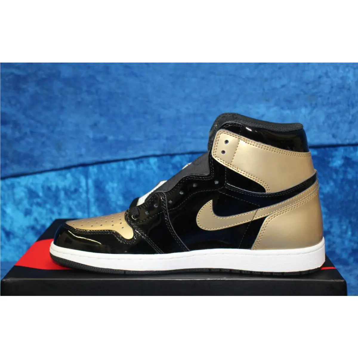 Nike shoes - 861482007 - 861482 007 - Gold 1
