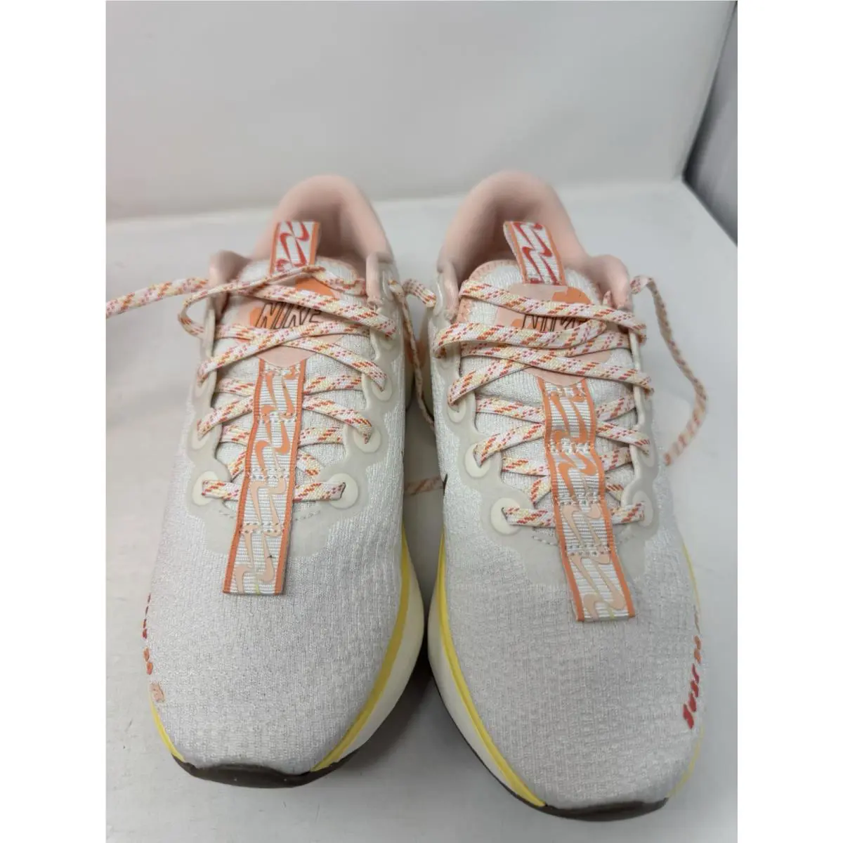 Nike shoes - Nike Motiva - Motiva - HV5988-121 - Sail 0
