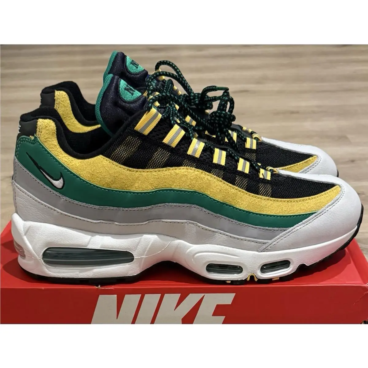 Nike Air Max 95 Yardrunners Norfolk State Spartans IO8310-001 Size 9