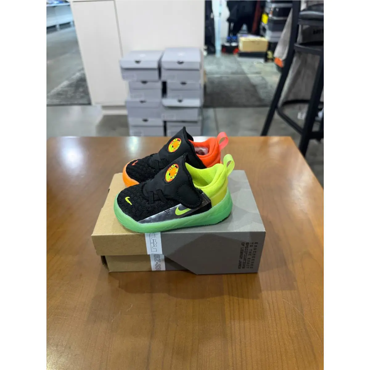 Nike shoes - Nike LeBron 18 - LeBron - Multicolor 0