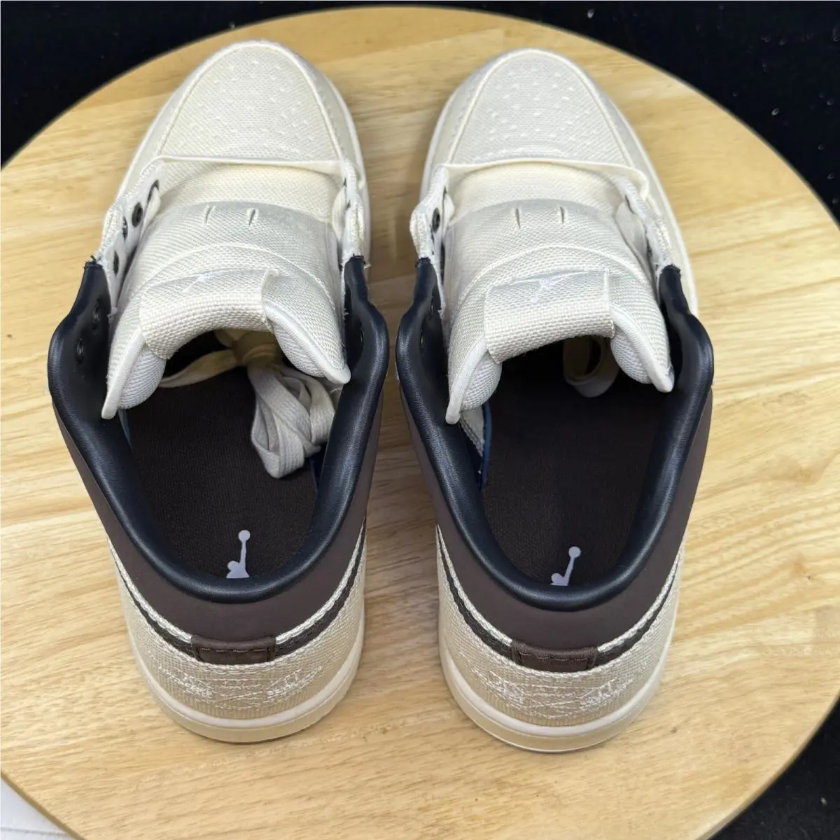 Nike shoes - Brown 6