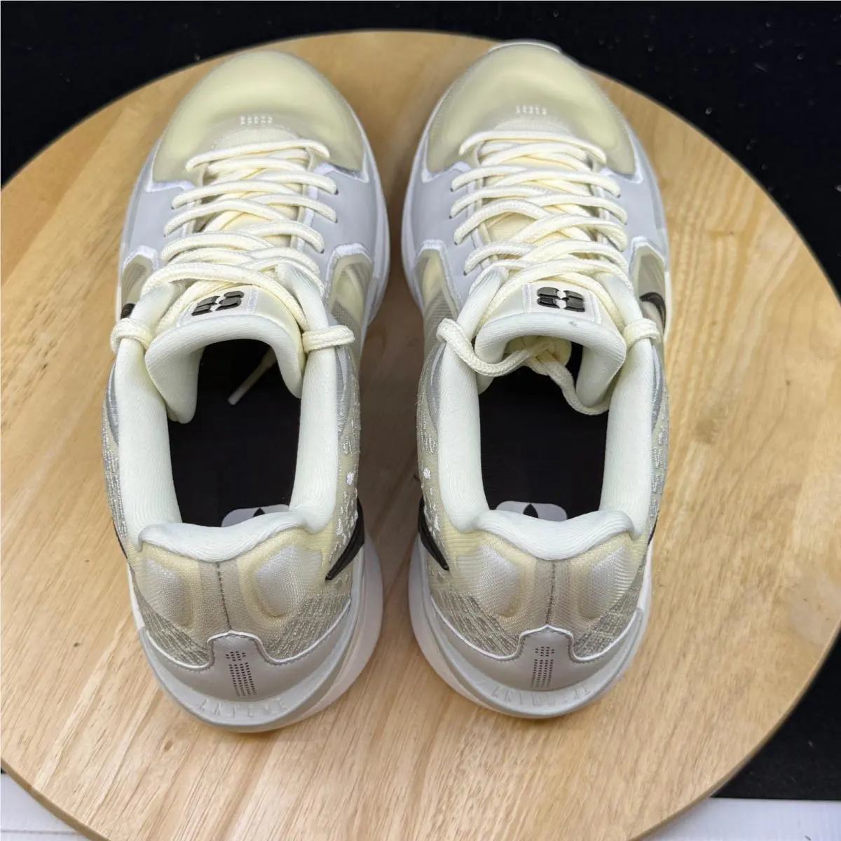 Nike shoes - White 6