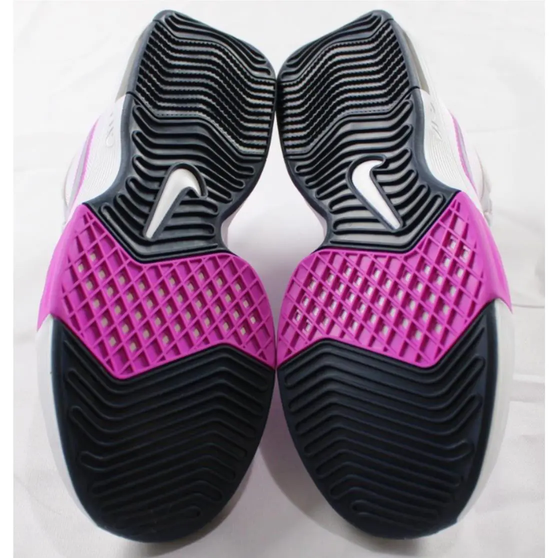 Nike shoes - Nike LeBron Witness 8 - LeBron Witness - HQ2139-500 - Purple 3