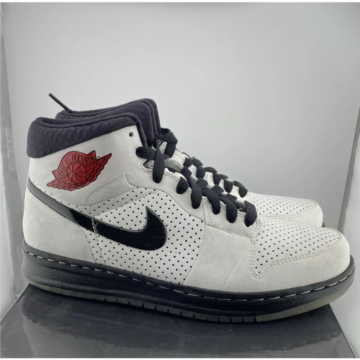 Nike shoes - Air Jordan 1 - Air - White (UPC: 0884500751866) 2
