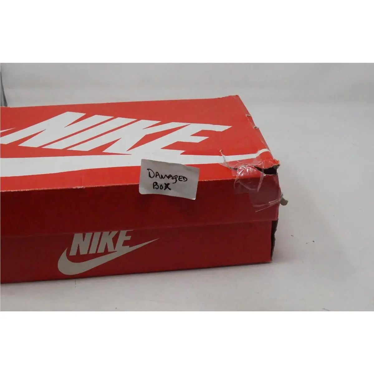 Nike shoes - Nike Shox R4 - Shox - White 9