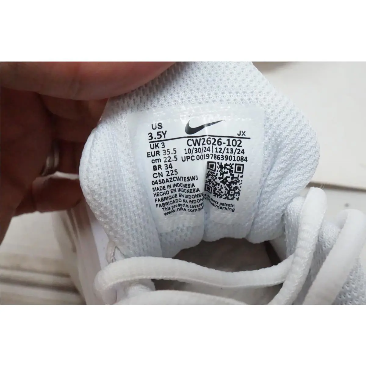 Nike shoes - Nike Shox R4 - Shox - White 8