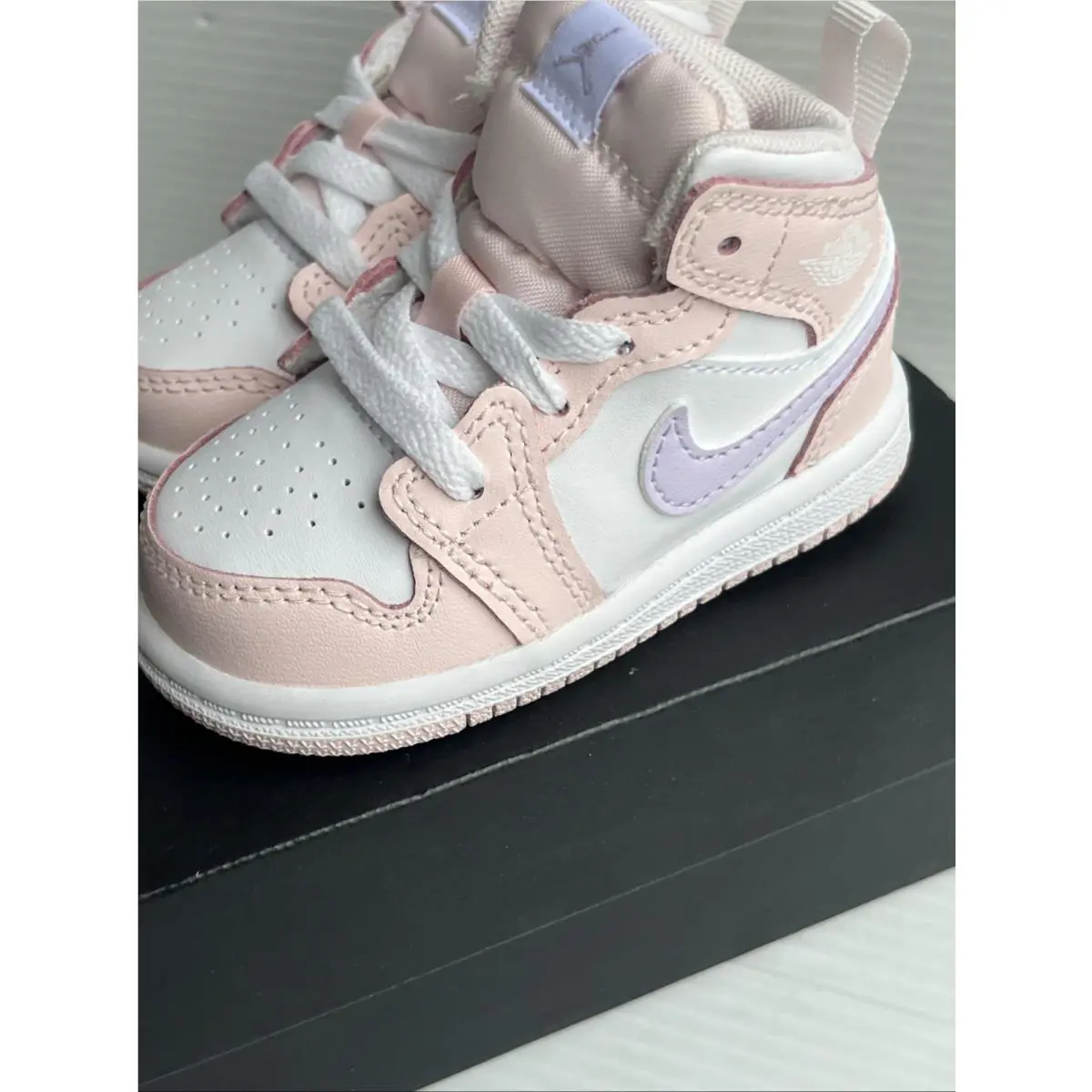 Nike shoes - Jordan 1 - FD8782 601 - Pink 4