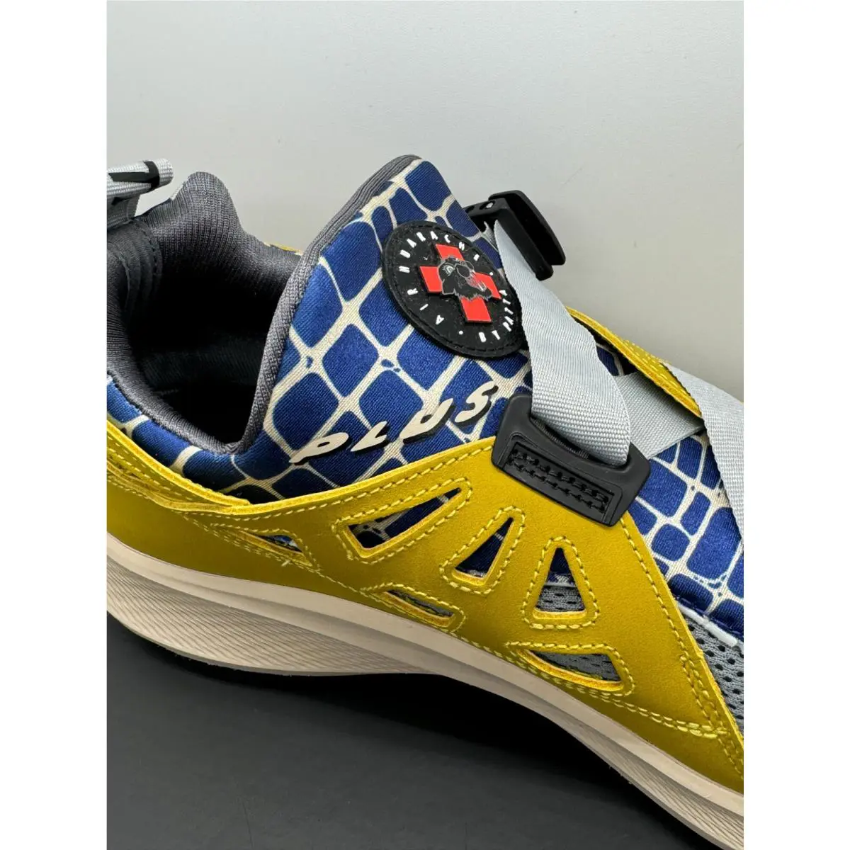 Nike shoes - Nike Air Huarache - Air Huarache - FJ4201-300 - Multicolor (UPC: 196977564833) 8