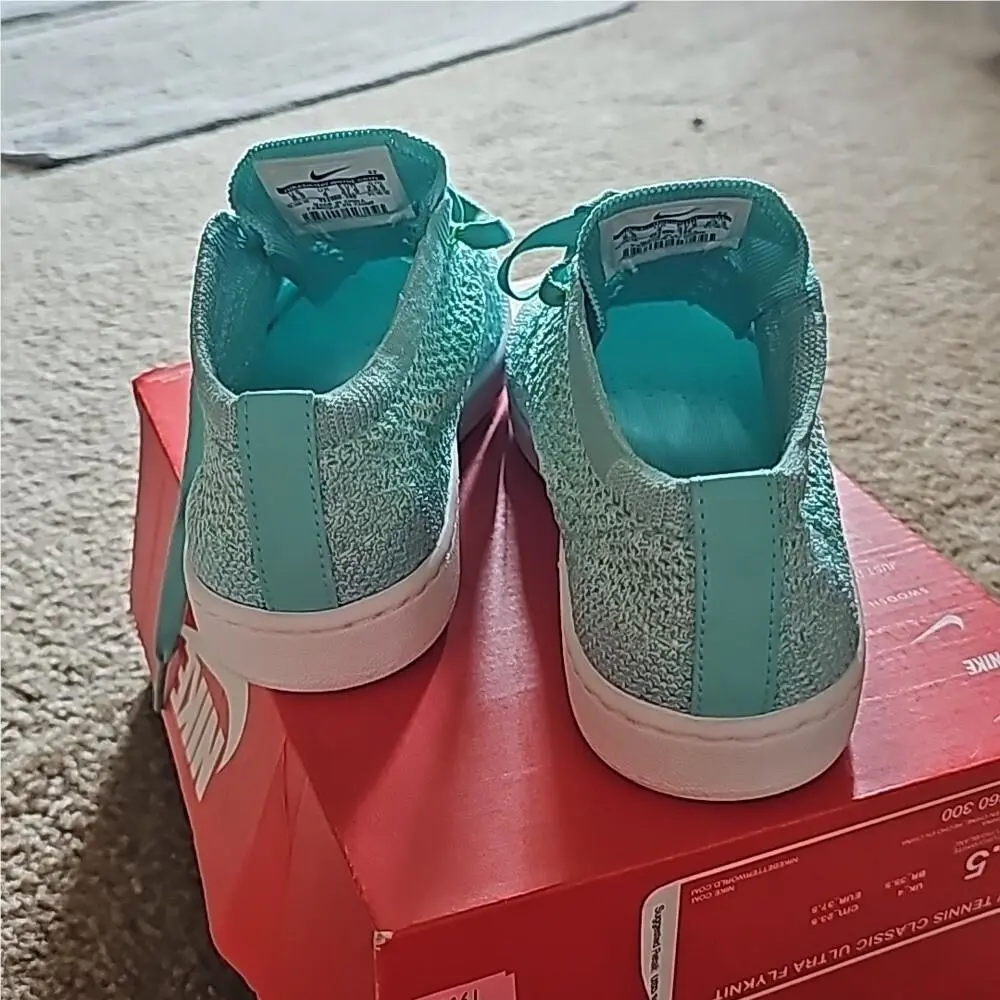 Nike shoes - Nike Tennis Classic Ultra - Tennis Classic Ultra - Tennis - hyper turquoise and white 3