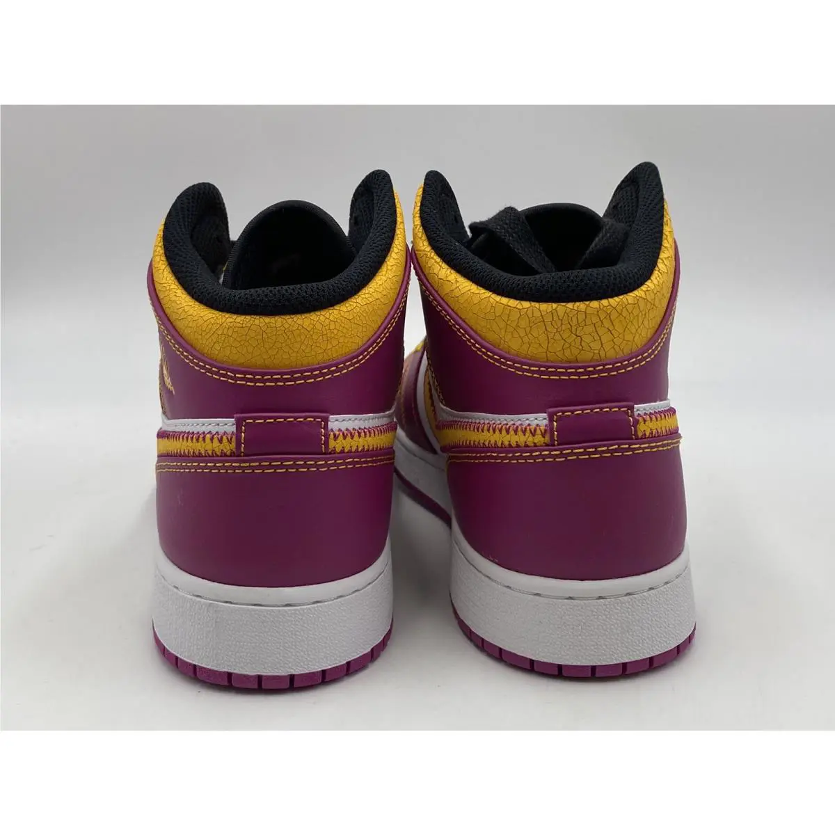 Nike shoes - Jordan Air 1 Mid GS - Multicolor (UPC: 0194498754863) 3