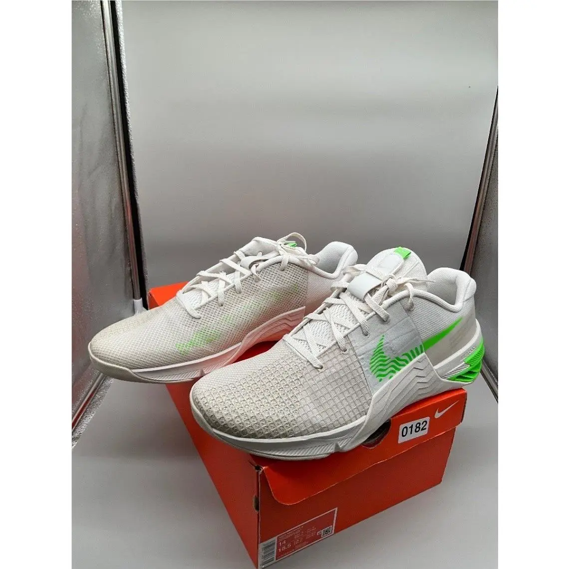 Nike shoes - Metcon 8 - Metcon - White 1