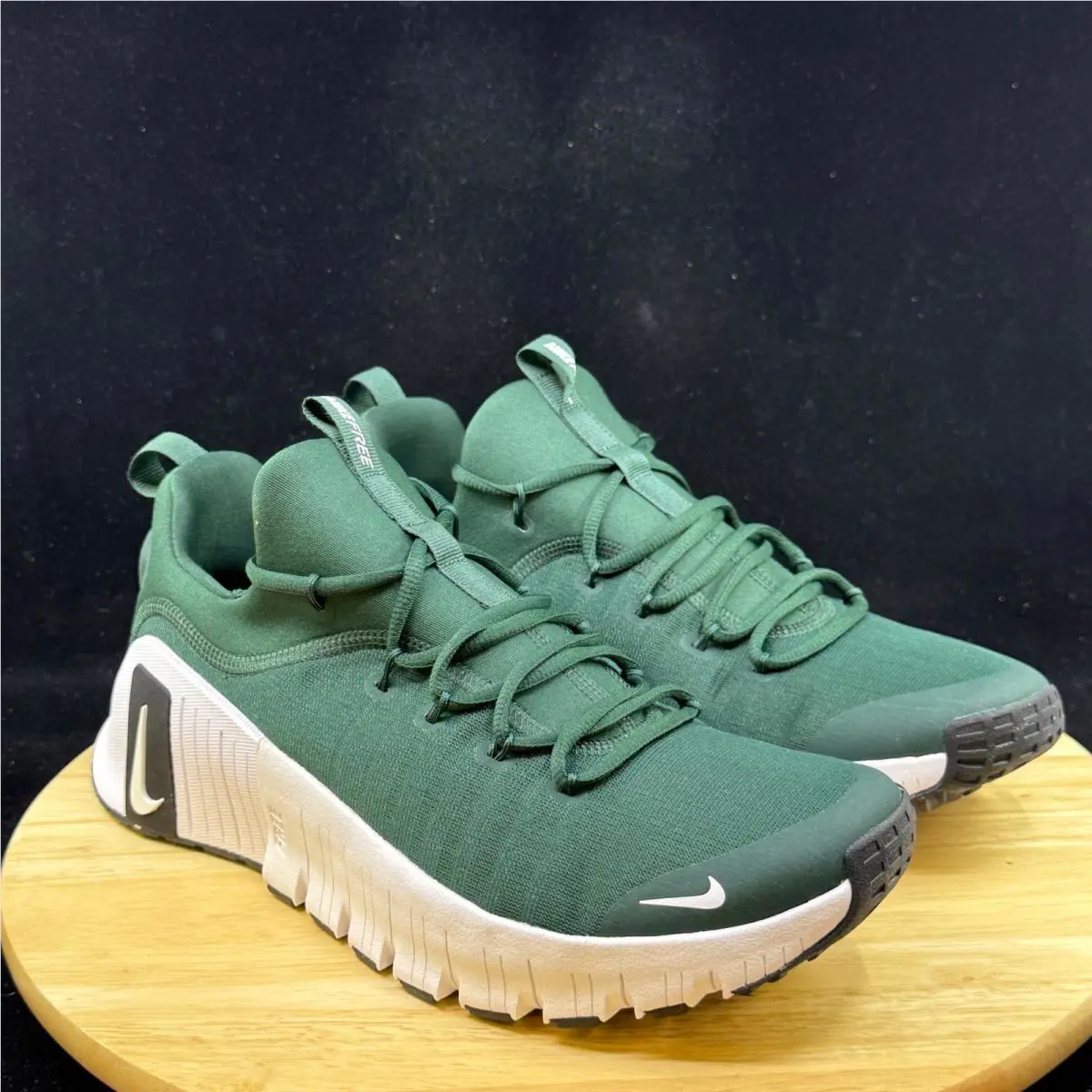 Nike shoes - Green 2