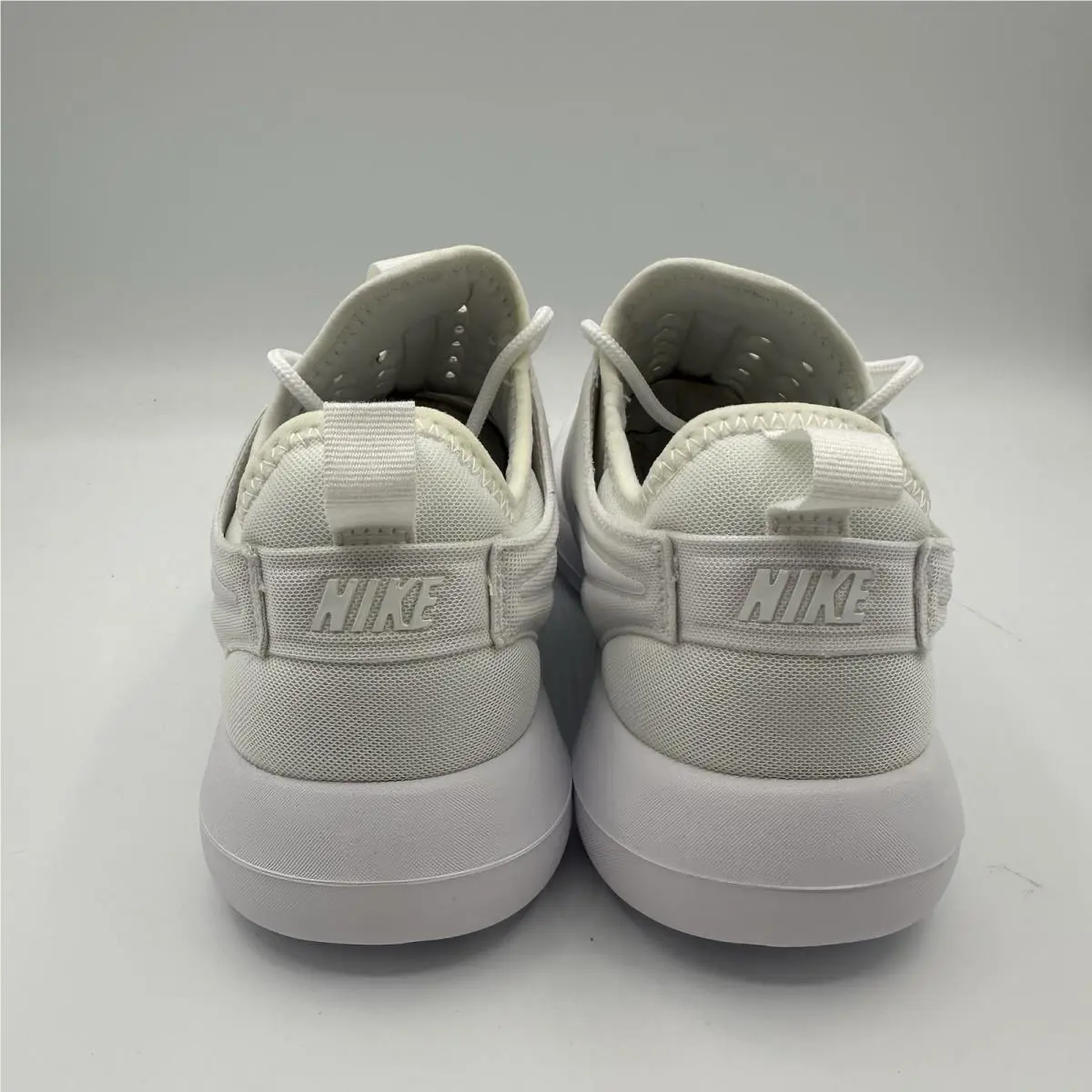 Nike shoes - Nike Roshe - Roshe - 844931-100 - White, Manufacturer: White/Pure Platinum-White 6