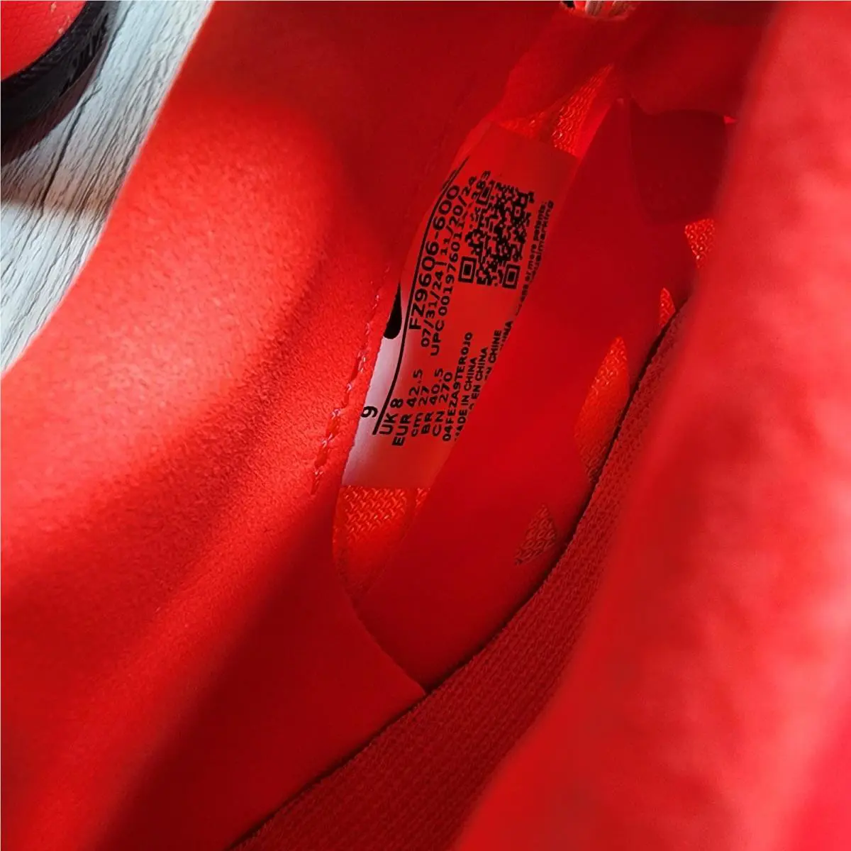 Nike shoes - Red 4