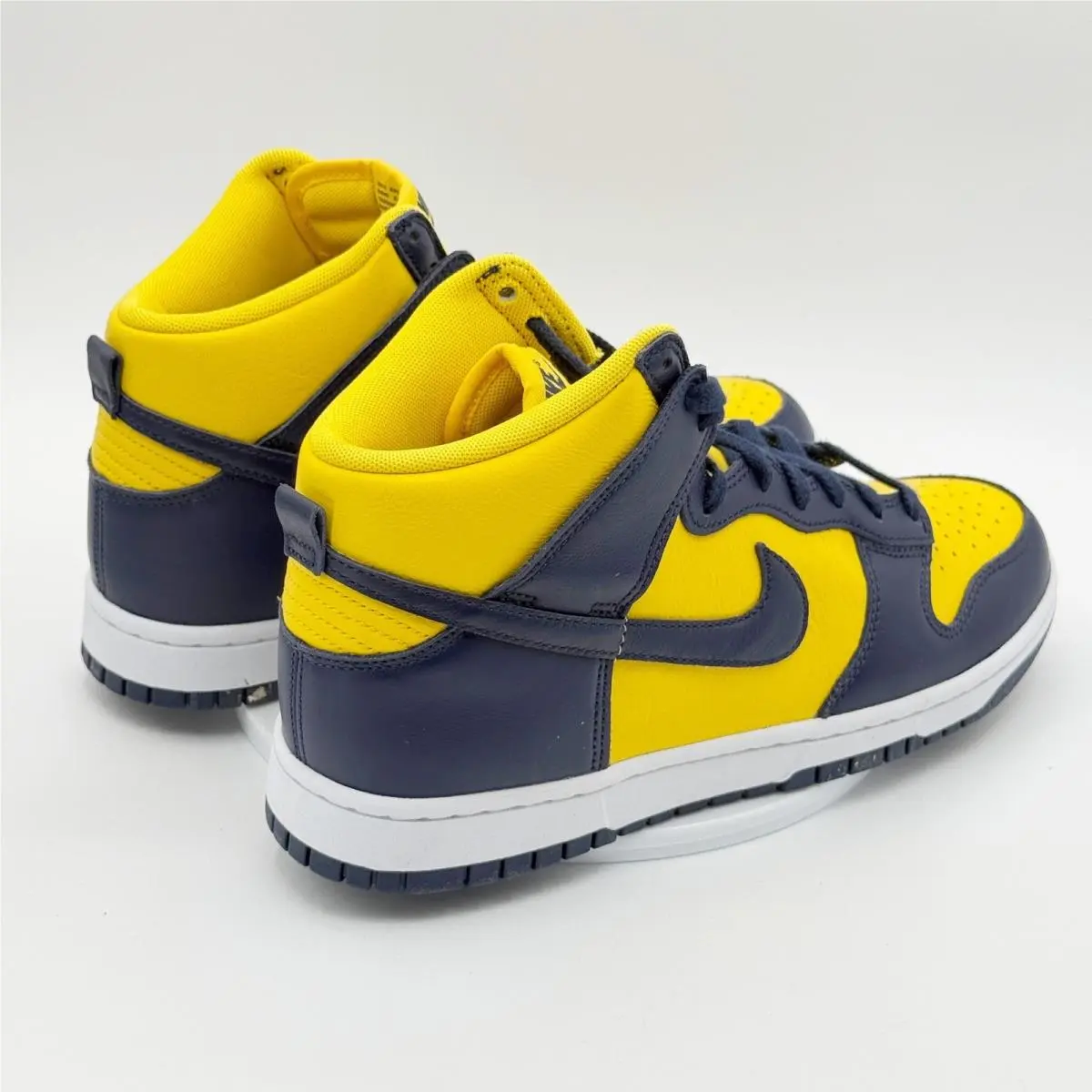 Nike shoes - Nike Dunk High Retro SE Varsity Maize Midnight Navy - HF3143-700 - Yellow (UPC: 197859064281) 1