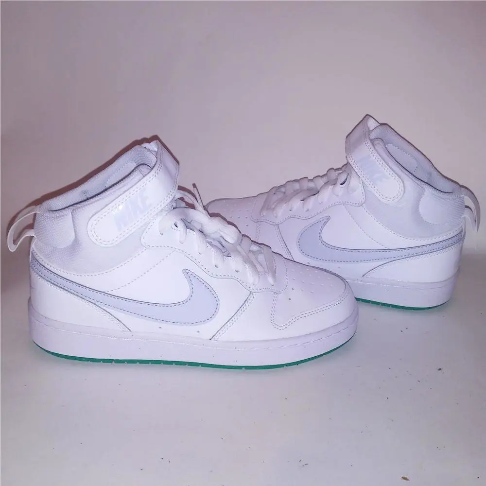 Nike shoes - White 12