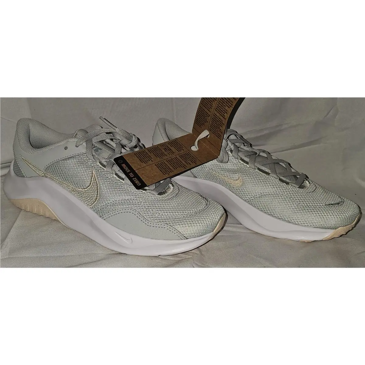 Nike shoes - White 0