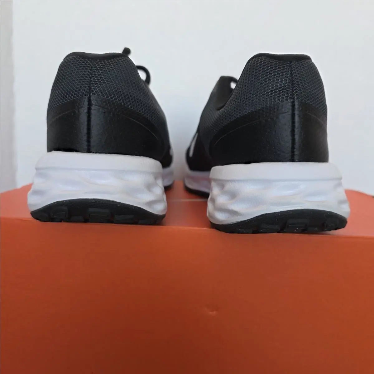 Nike shoes - Nike Revolution 6 GS - Revolution - Black/Dark Smoke Grey/White 7