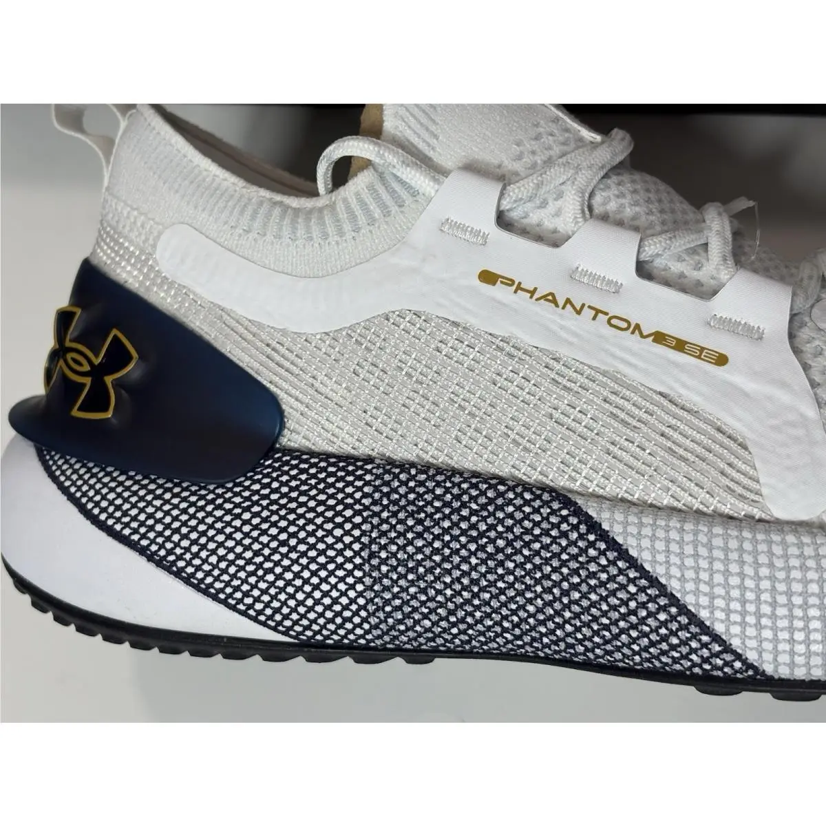 Under Armour shoes - Under Armour HOVR Phantom 3 SE Collegiate - 3026908-100 - White 18