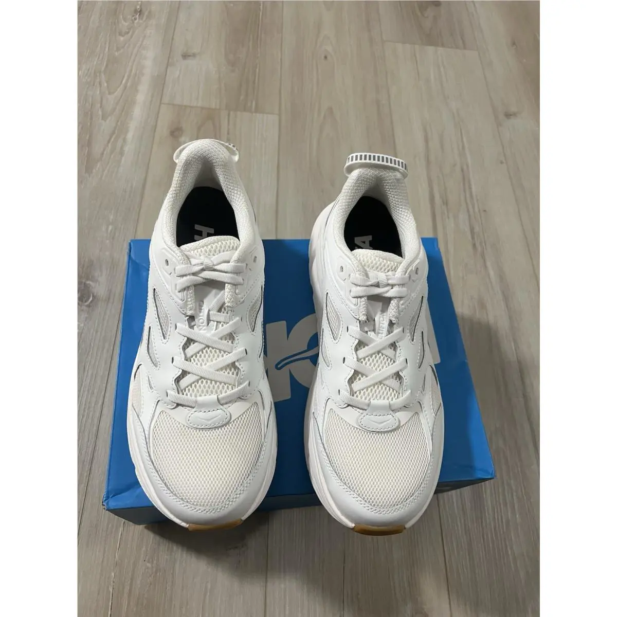 Hoka shoes - Hoka One One Clifton L - 1160050 - White 1