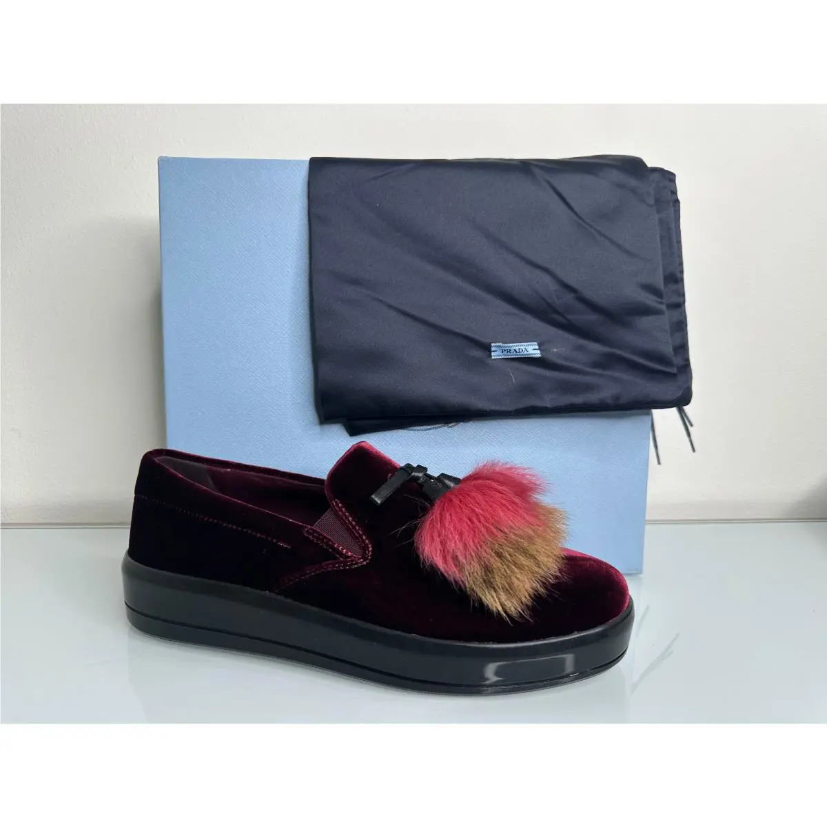 Prada Women`s Burgundy Velvet Loafers Shearling Tassel 38.5 Eur