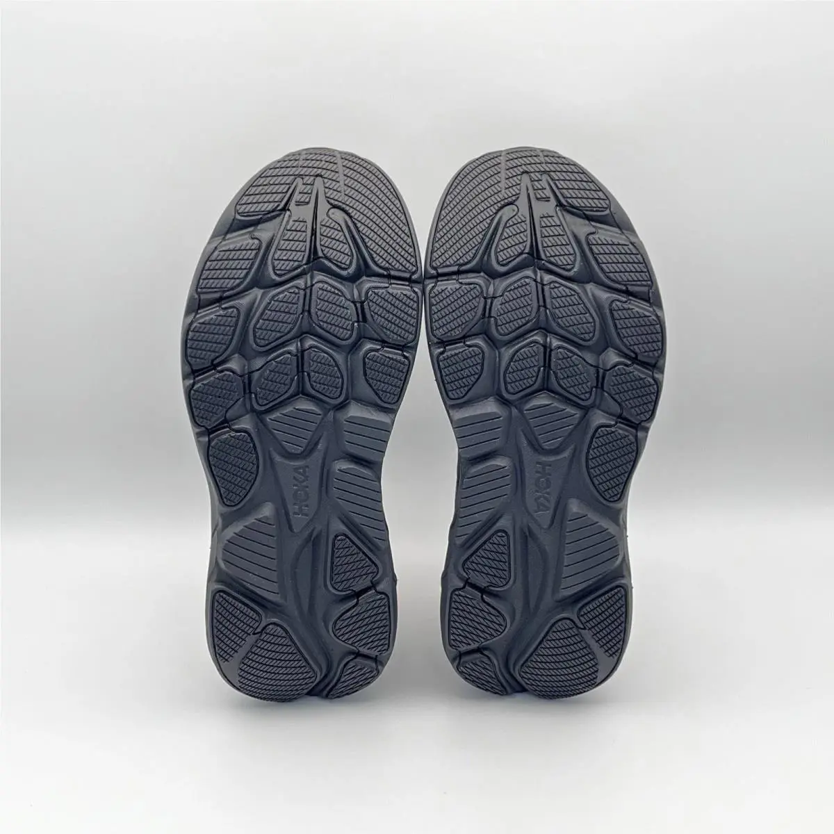 Hoka shoes - Clifton 10 - Clifton - Black (UPC: 198605194917) 4