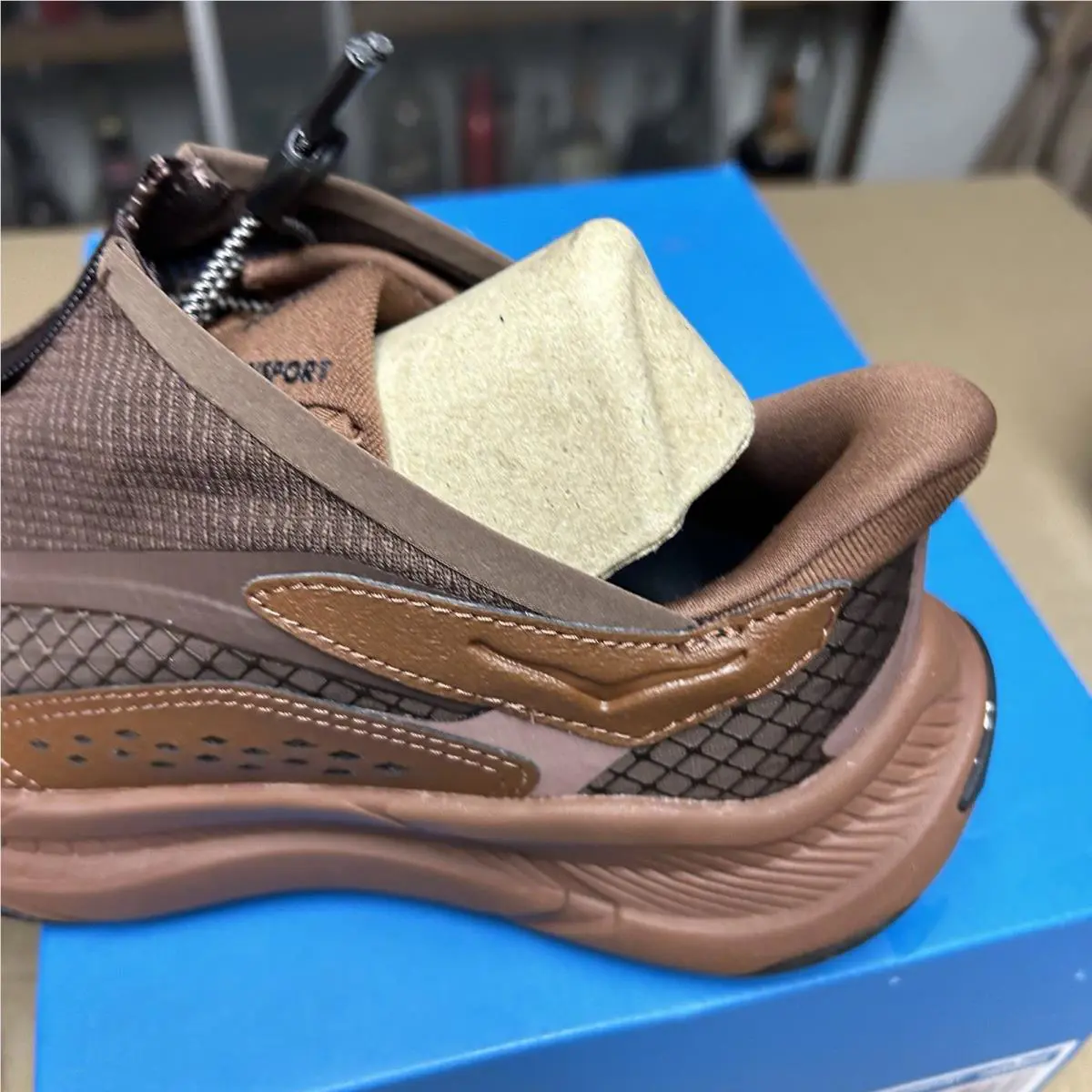 Hoka shoes - Brown 9