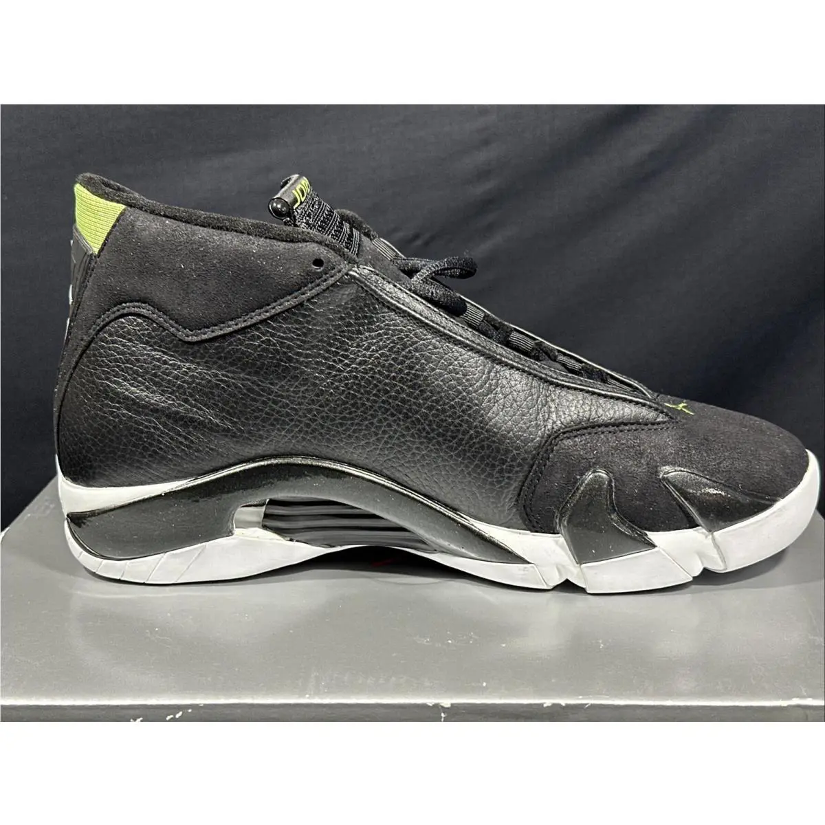Nike shoes - Air Jordan 14 - Air - 136017002 - Black 3