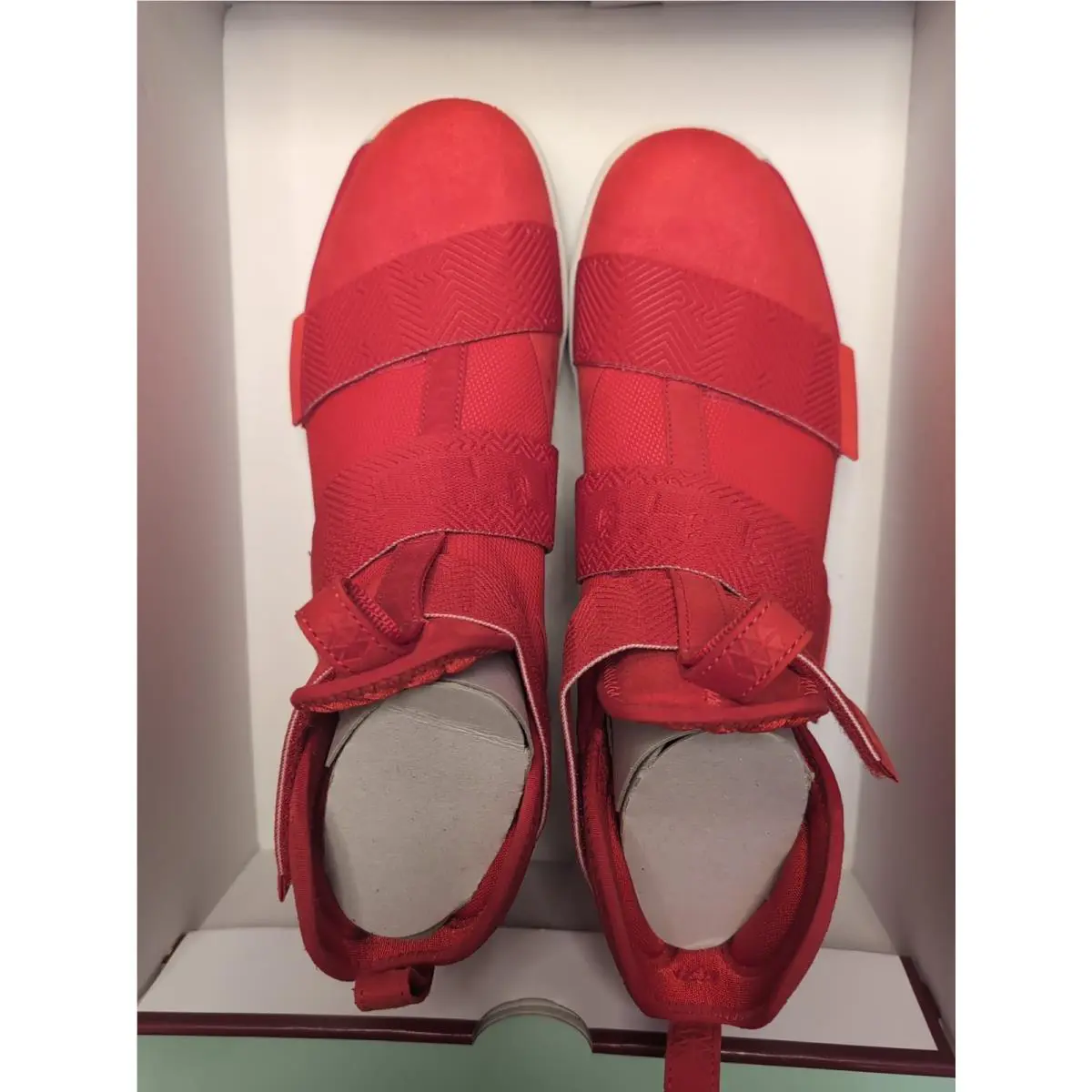Nike shoes - Nike LeBron Soldier - LeBron Soldier - 911306-600 - Red 1