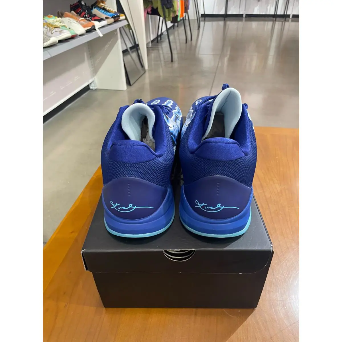 Nike shoes - Blue 3