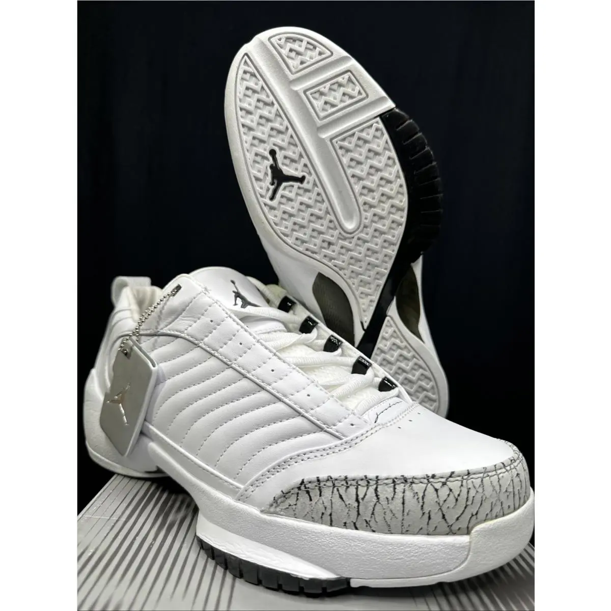 Nike shoes - Nike Air Jordan 19 Low - 308513-111 - White 0