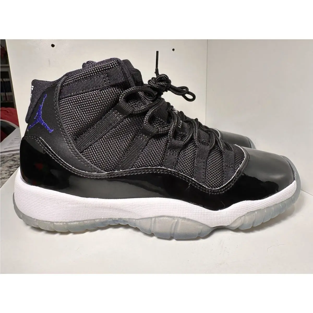 Nike shoes - Air Jordan 11 - Air - 378038003 - Black 0