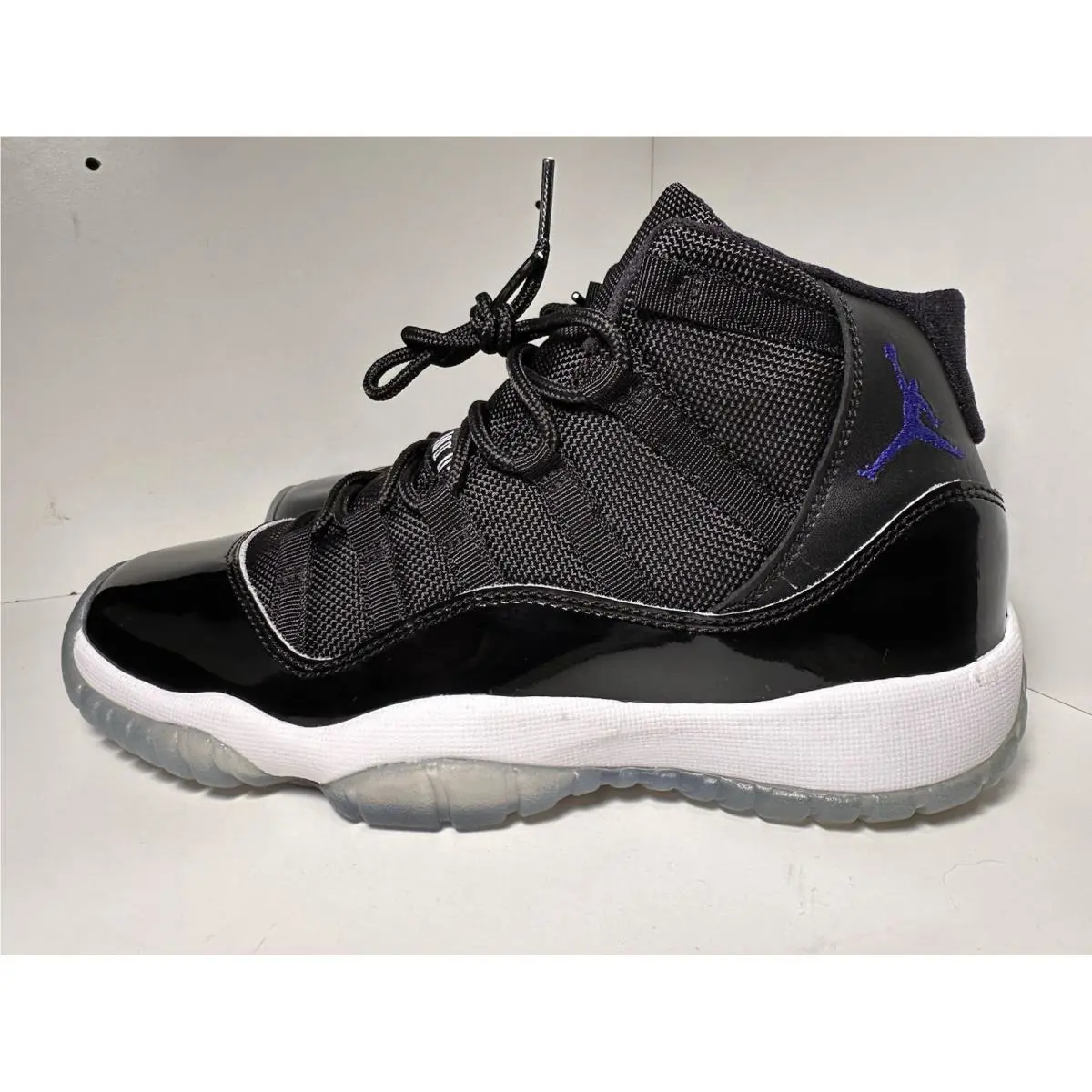 Nike shoes - Air Jordan 11 - Air - 378038003 - Black 5