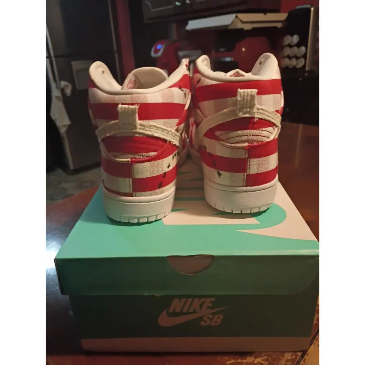 Nike shoes - Nike Dunk SB - Dunk - 305050-610 - White 2