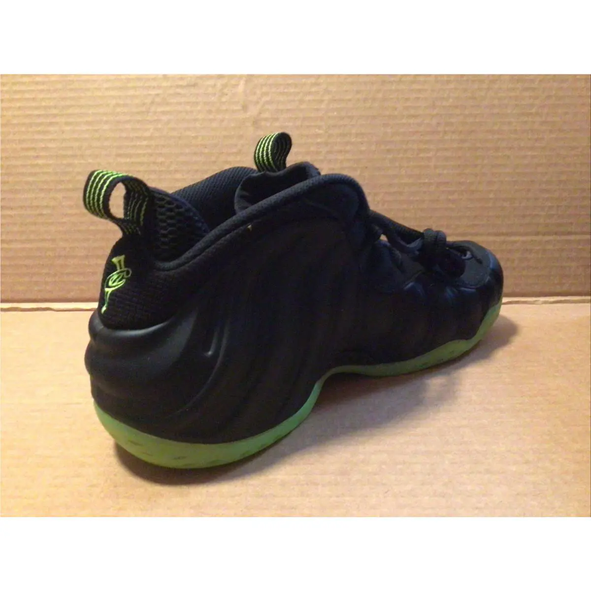Nike shoes - Nike Posite - Posite - Black 2