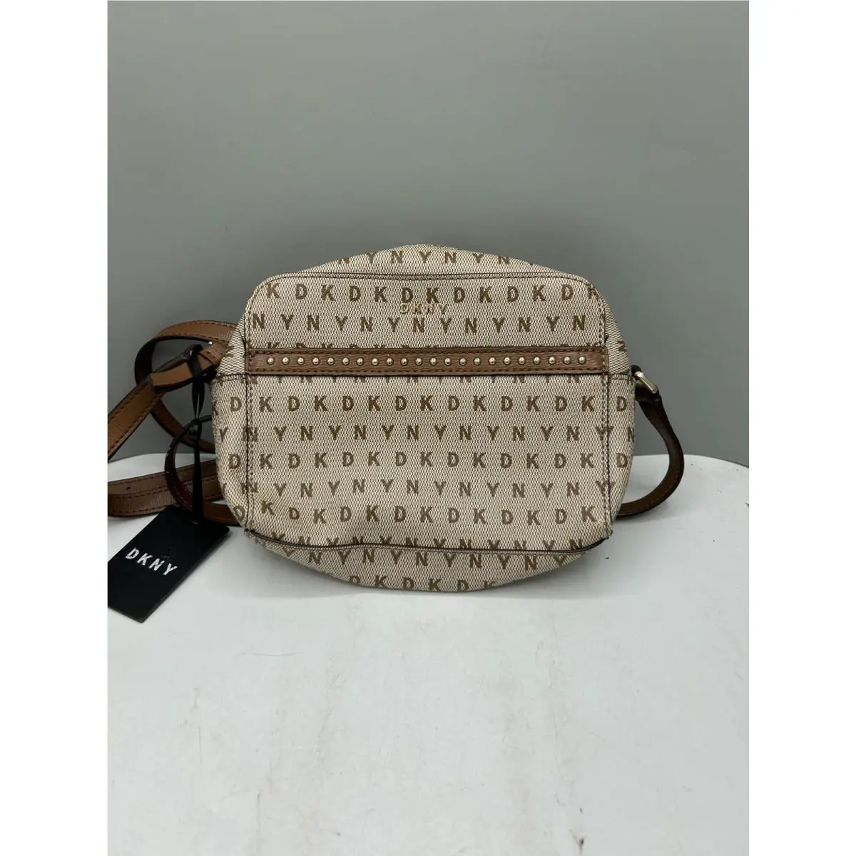 Dkny Faye-tz Camera Bag Women`s Brown Beige Canvas Monogram Crossbody Strap