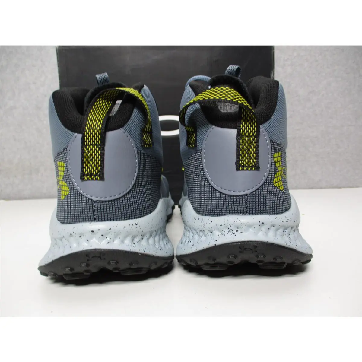 Under Armour shoes - Under Armour Charged Maven Trek - 3026370-100 - Gray 6