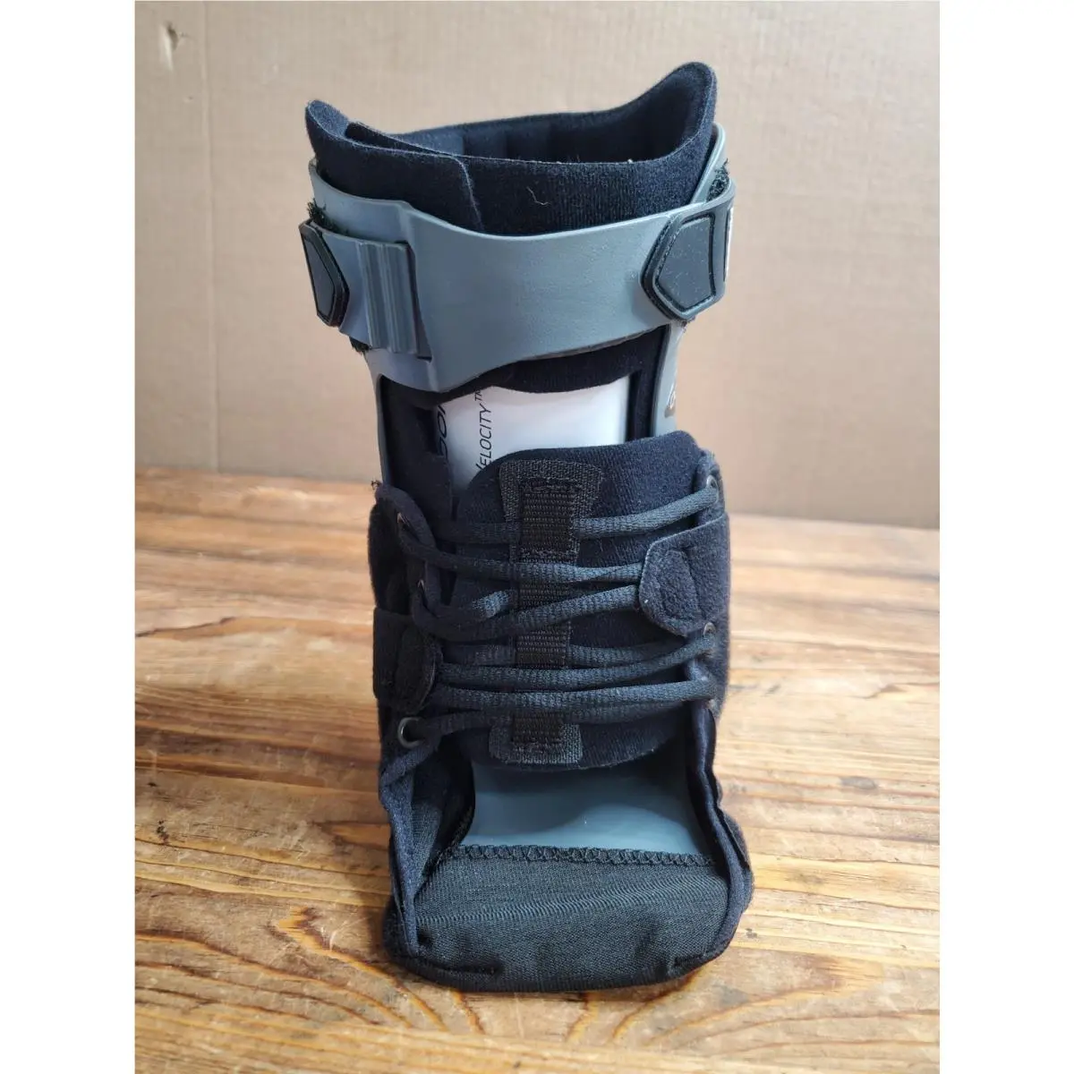 DonJoy  - DonJoy Velocity - Velocity - 11-1499-3-06000 - Black (UPC: 888912057615) 1