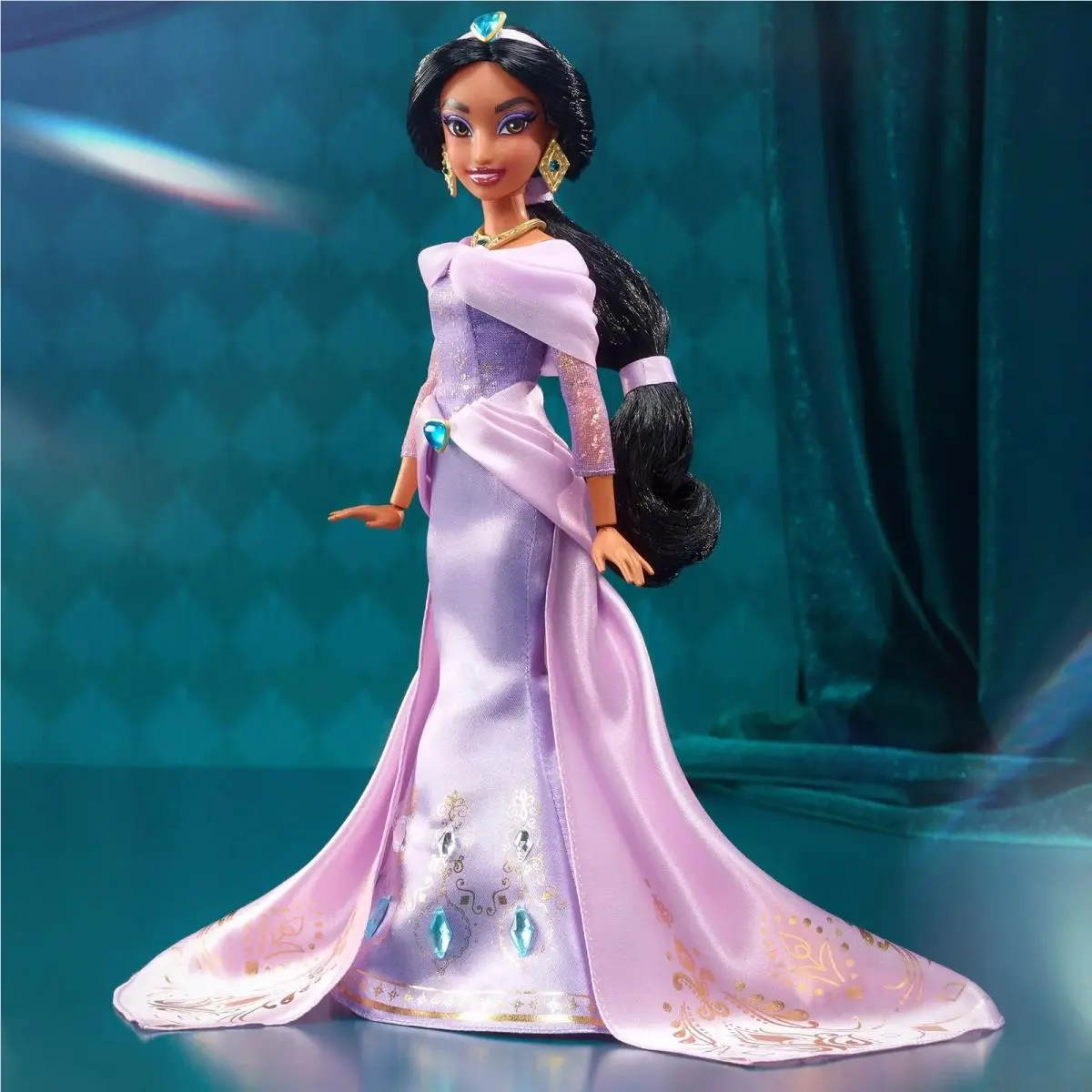 Disney Collector Radiance Collection Jasmine Collectible Doll