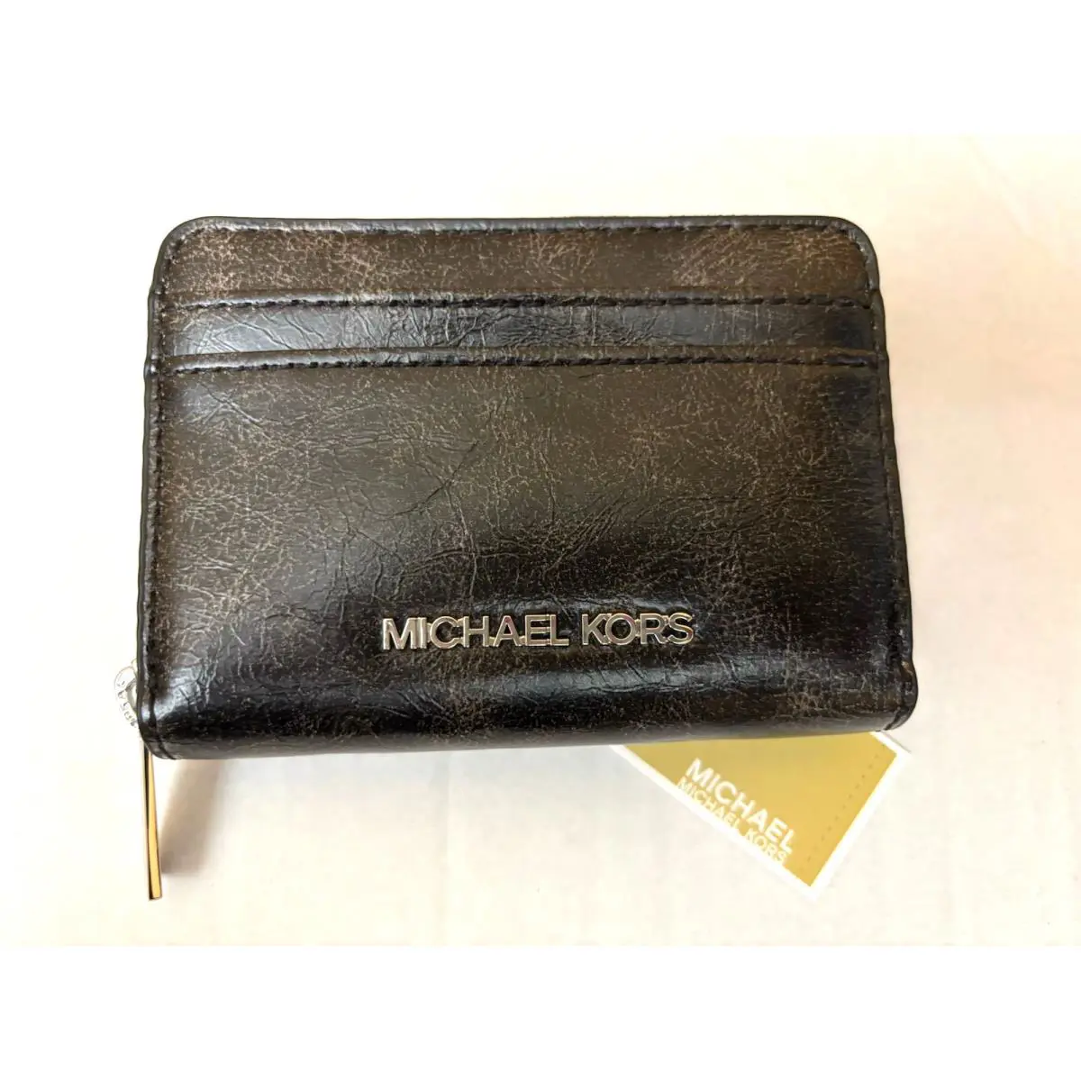 Michael Kors Jet Set Travel Medium Distressed Black Zip Card Case