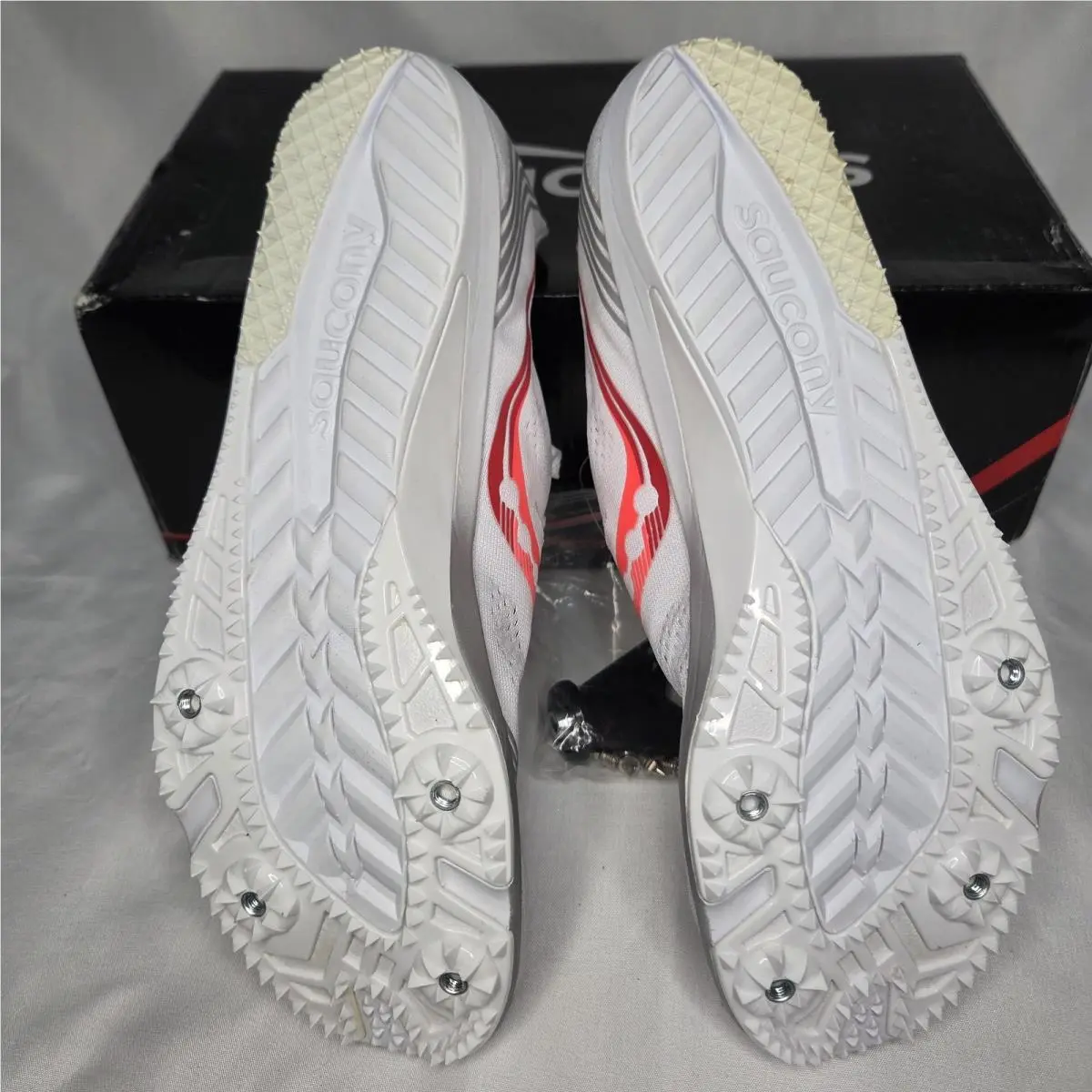 Saucony shoes - Saucony Endorphin 3 - Endorphin - S19070-1 - White 2