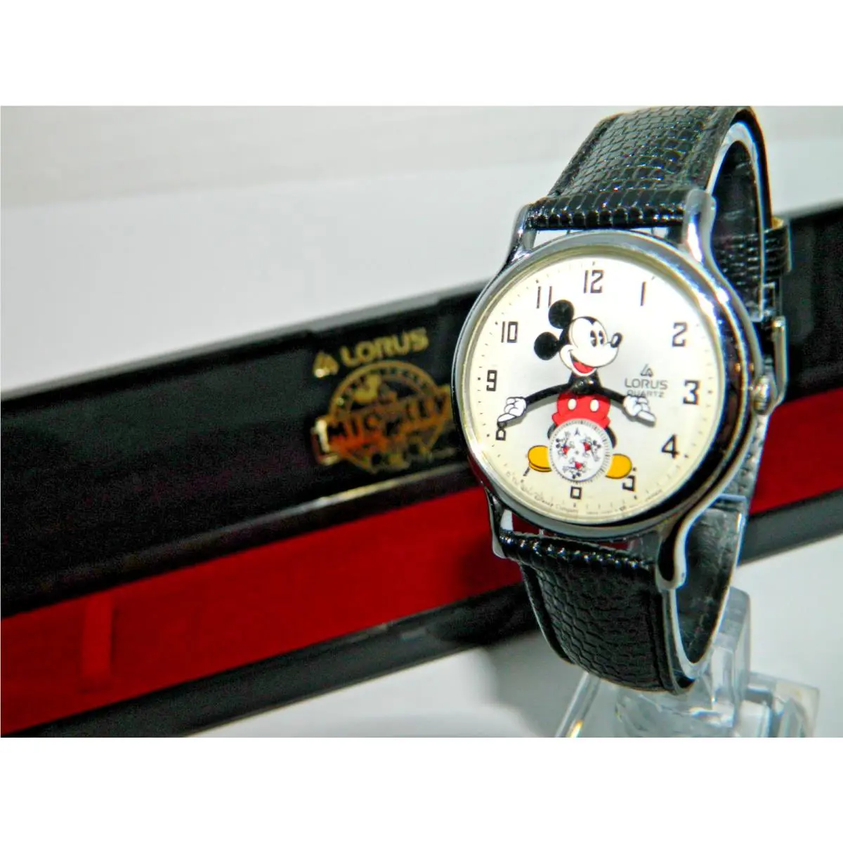 Vintage Mickey Mouse Disney  Women`s Watch Sub-dial Battery 154 by Lorus
