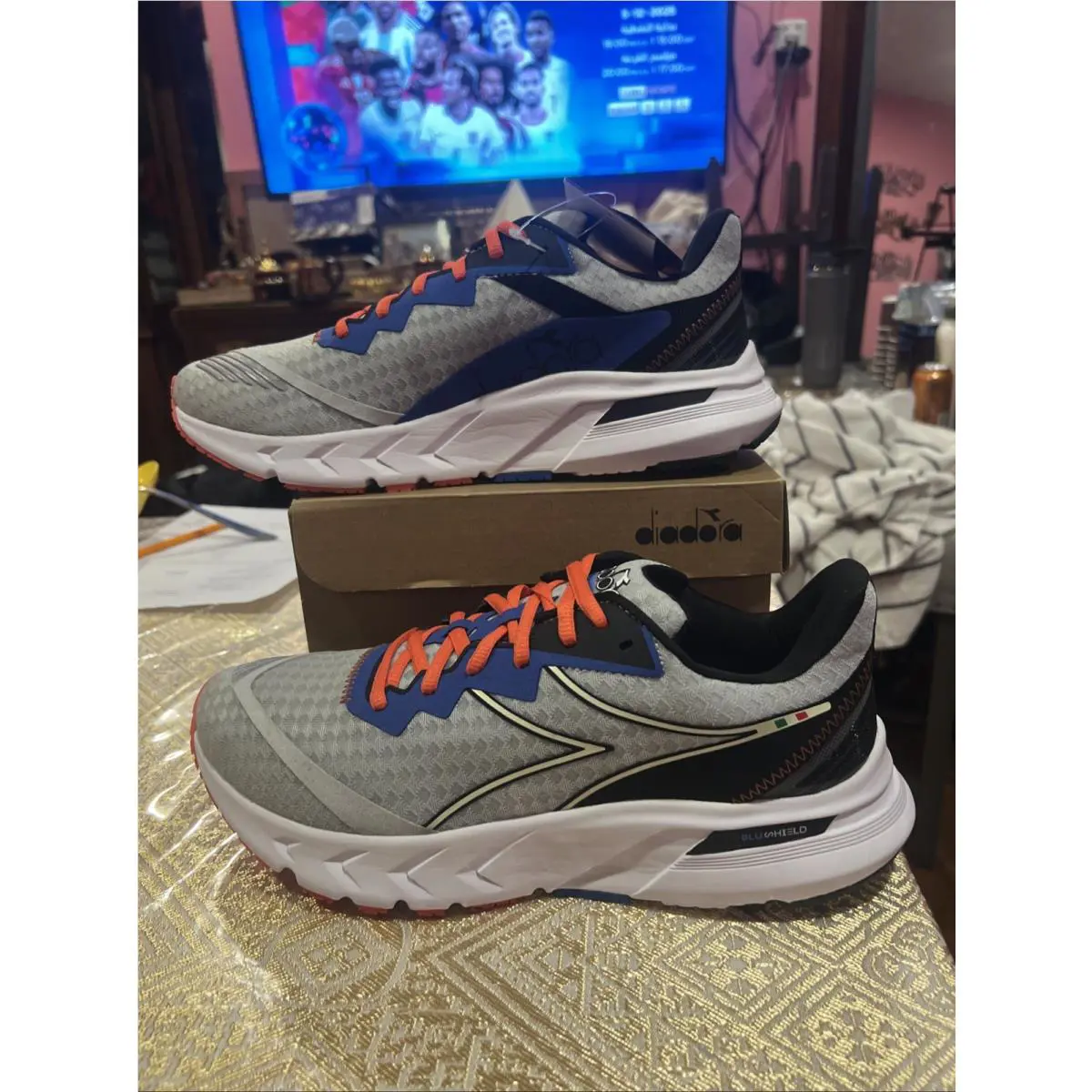Diadora shoes - Diadora Mythos Blushield Volvo 2 - 101178071 01 C3567 - Silver / Black / White (UPC: 0193867811510) 1