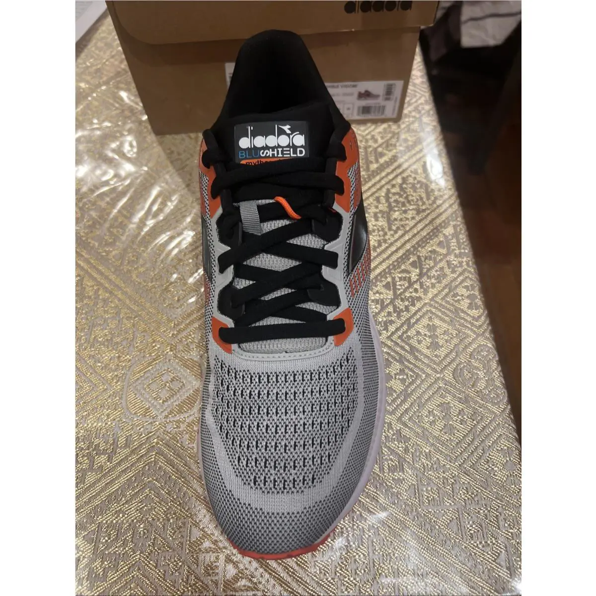 Diadora shoes - Diadora Mythos Blushield Vigore - Mythos Blushield Vigore - 101178046 01 D0009 - Silver / Black / Mandarin (UPC: 0193867808060) 5