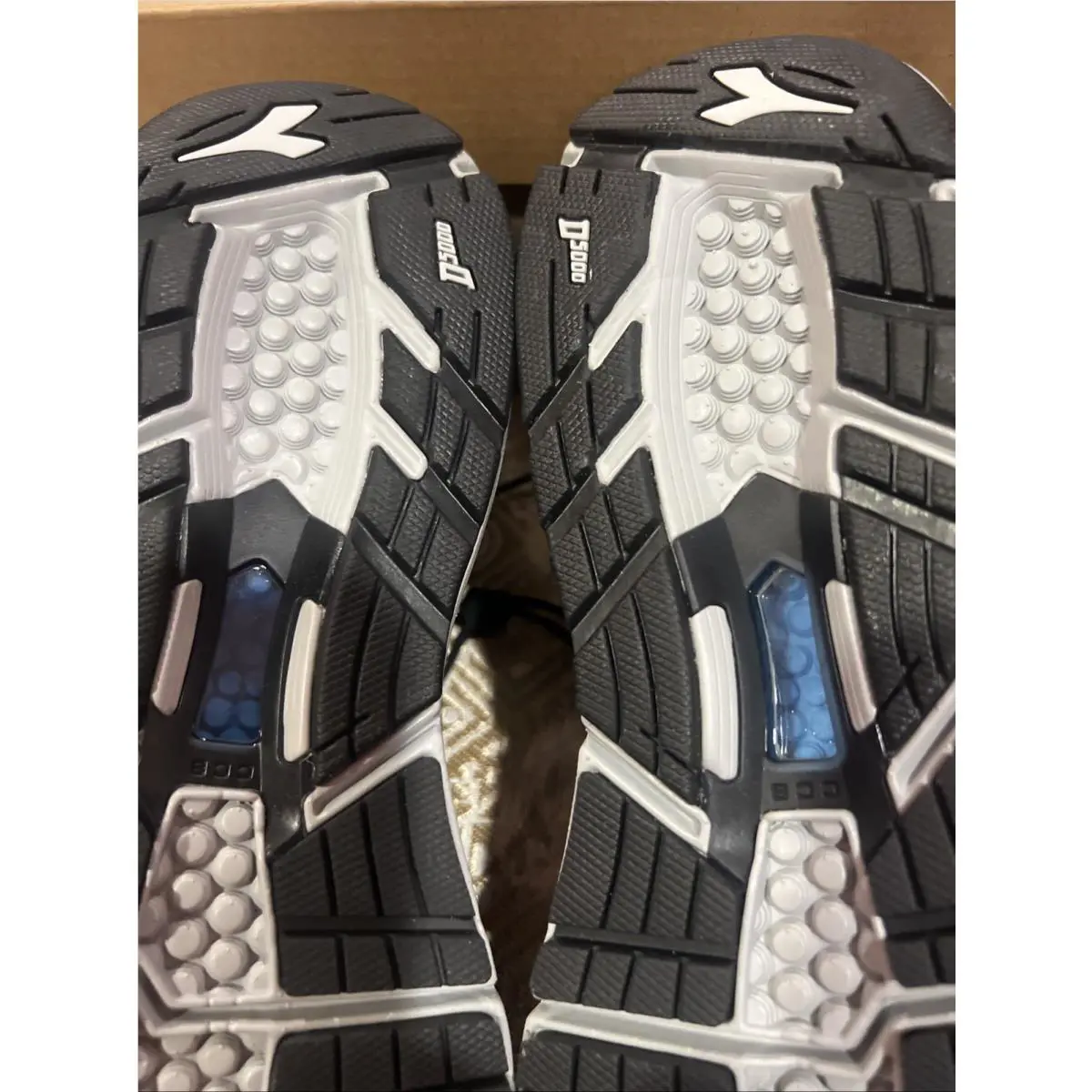 Diadora shoes - Diadora Mythos Blushield 7 Vortice Running - 101178055-C0787 - White / Black / Turkish Sea (UPC: 0193867804222) 21