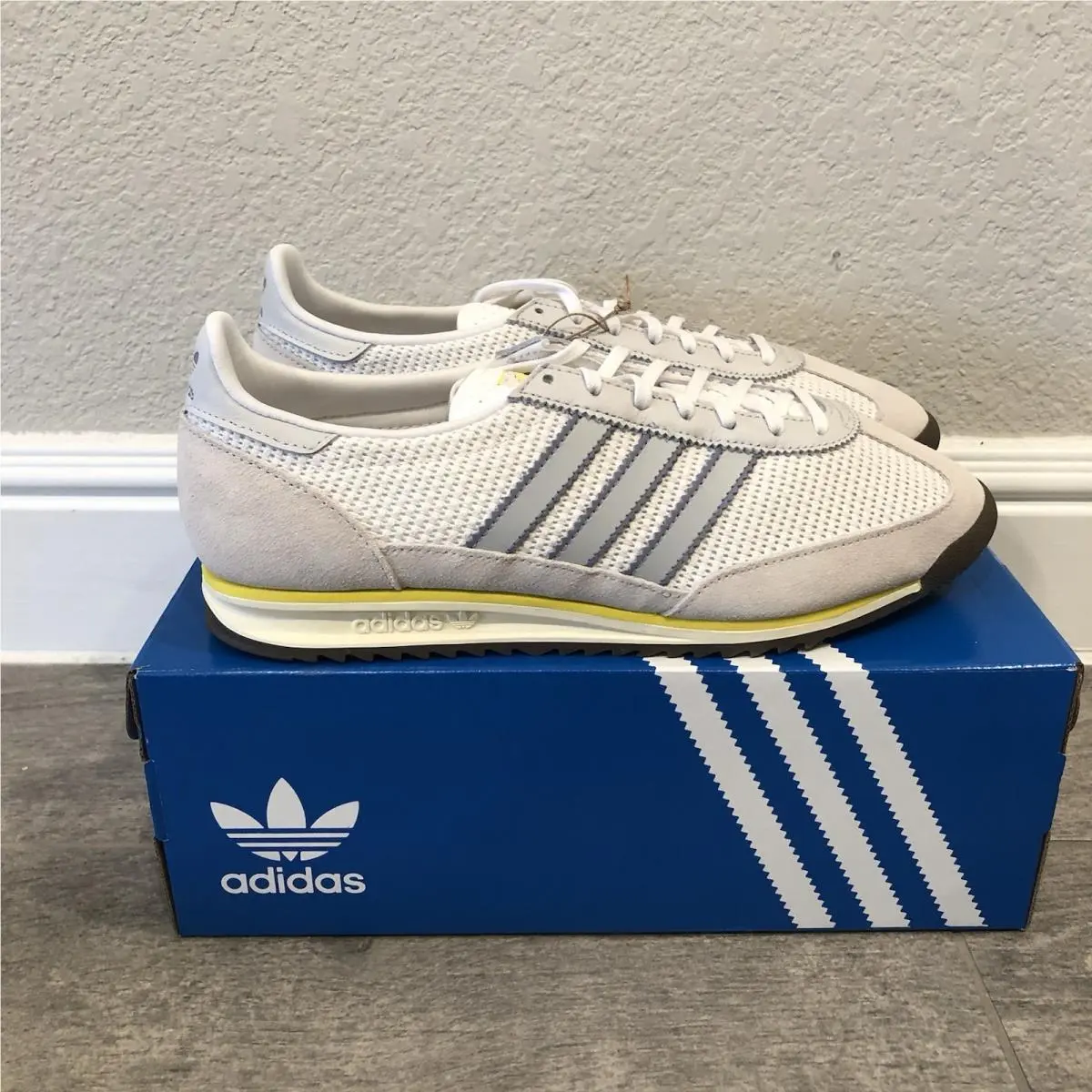 Adidas Originals SL 72 OG Sneakers Men’s Shoes Size 9 Women’s Size 10.5