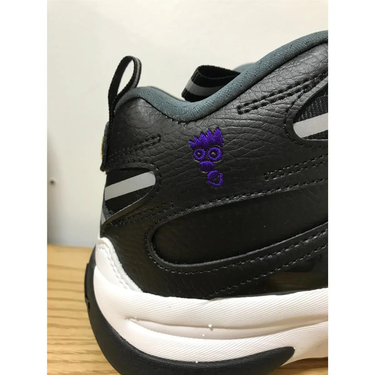 Adidas shoes - Core Black (UPC: 196466241733) 3