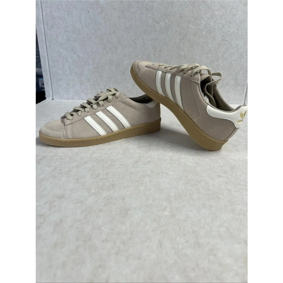 Adidas Jabbar Low Women’s Size 11 Wonder Beige/white/gum