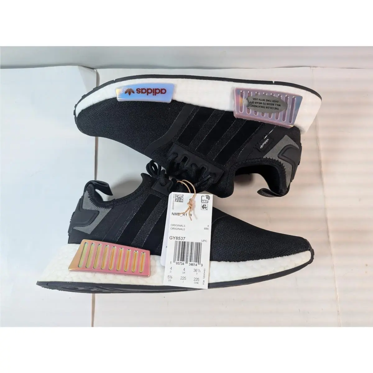 Adidas shoes - adidas NMD_R1 - Black 4